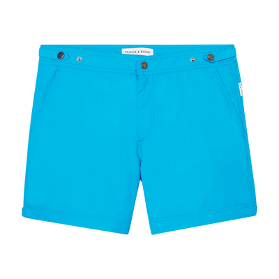 Elvio Light Blue Tailored Swim ShortCut in our signature Elvio silhouette, these hybrid swim shorts are made from quick drying breathable shell.
An elevated take on the classic swim shorts, they featurswim shorts